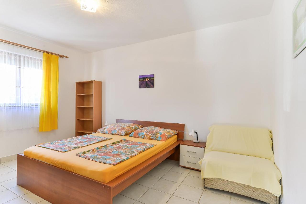 Apartments Gogoljak Vir Exterior foto