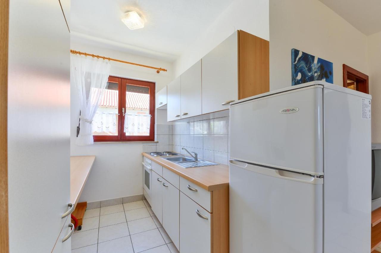 Apartments Gogoljak Vir Exterior foto