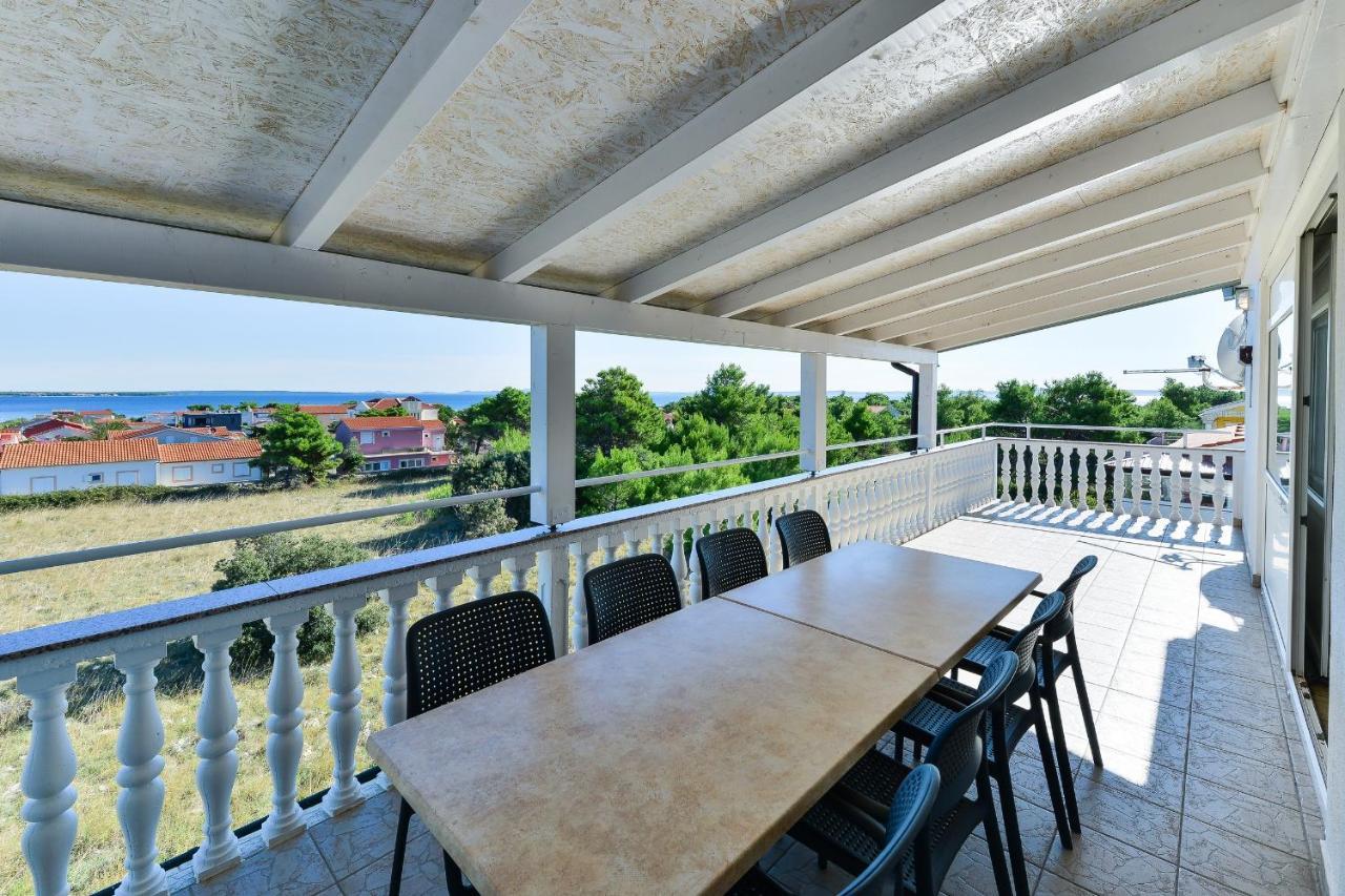 Apartments Gogoljak Vir Exterior foto